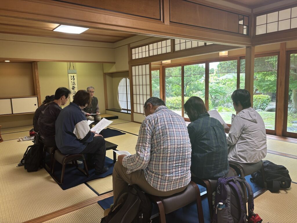 茶室での講義