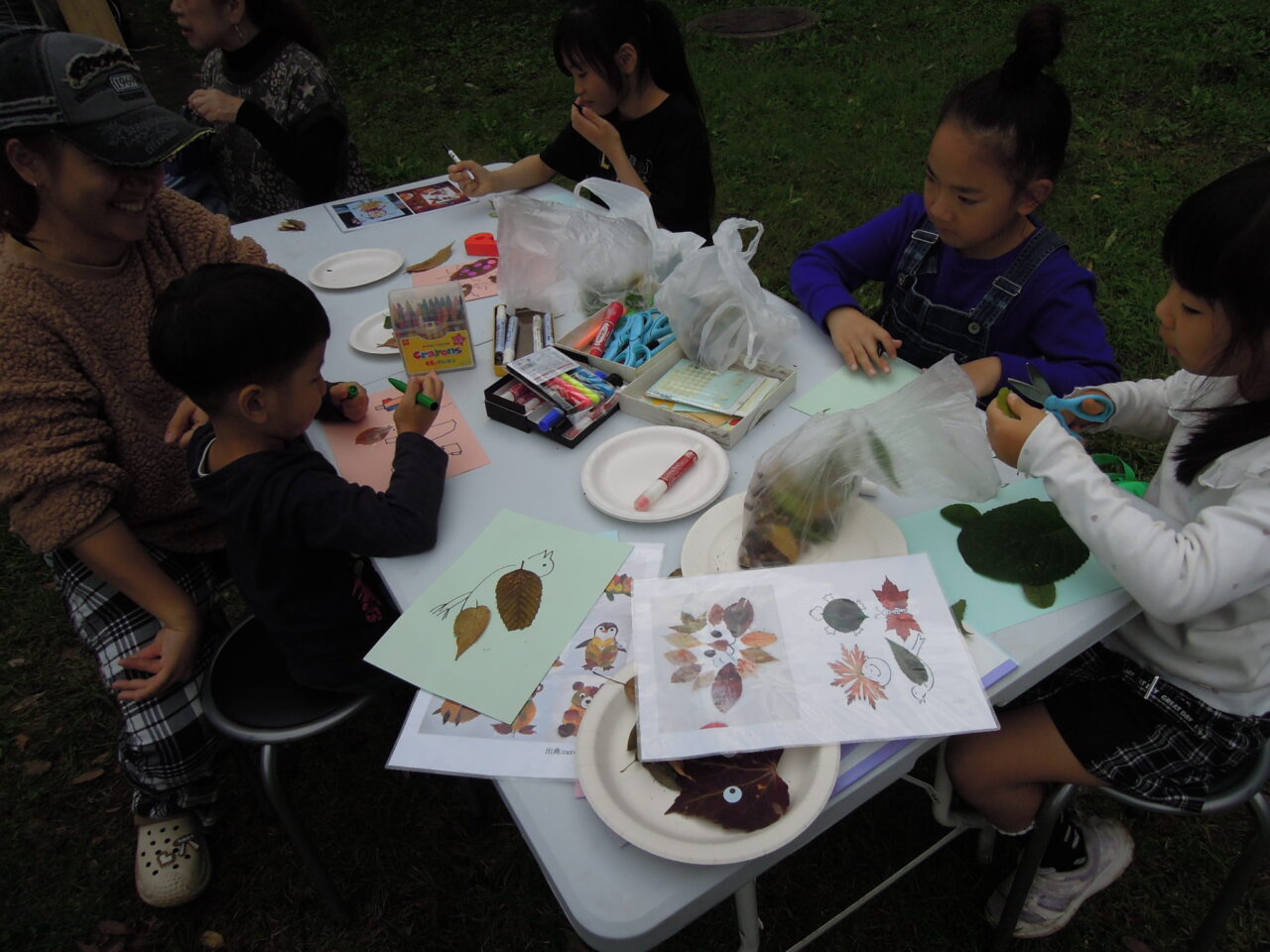 花見川リバーサイドフェスにブース出展「森探検とクラフト体験」